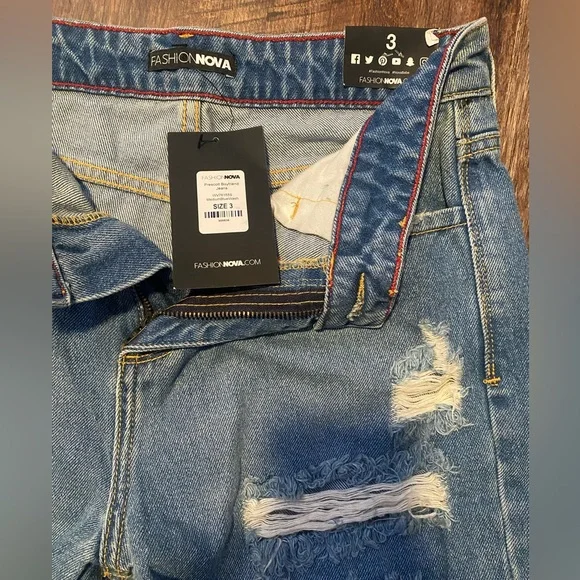 Fashionnova boyfriend jeans - Picture 4 of 8